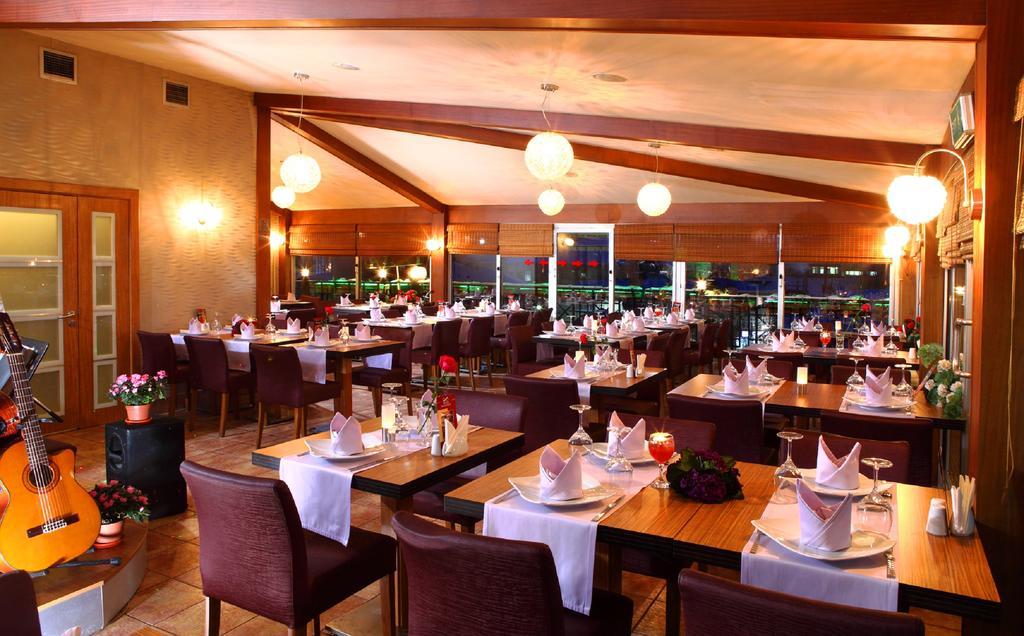 Sultan Hotel-Restaurant-Bistro Сівас Екстер'єр фото